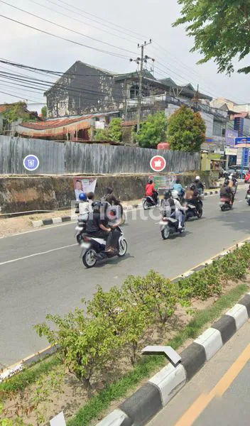 image RUKO 3 LANTAI PINGGIR JALAN POROS (4)