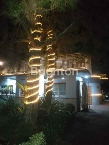 VILLA MALANG HOOK DEKAT TEMPAT PARIWISATA DI NOL JALAN RAYA