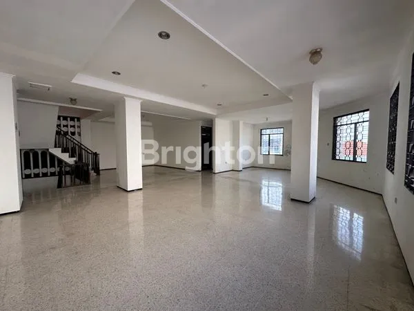 image RUKO KAWASAN BISNIS UTAMA STRATEGIS RAJIMAN COYUDAN PASAR KLIWON SOLO (3)