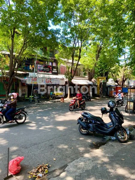 image RUKO JL. KAPT DULASIM. TENGAH KOTA GRESIK (2)