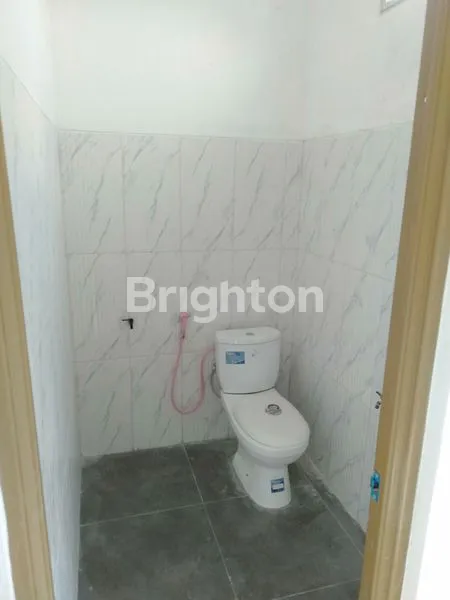 image RUMAH 2 LANTAI MEWAH SIAP HUNI DI BELLA MANSION KEDIRI (4)