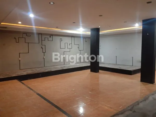 image RUKO BEKAS KULINERAN DI TENGAH KOTA KEDIRI (3)