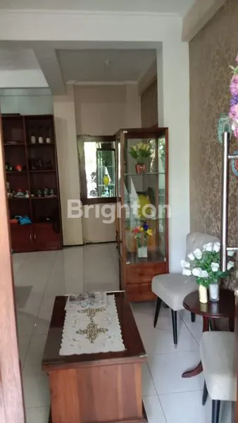 image RUMAH TERAWAT BABATAN PRATAMA SIAP HUNI (3)