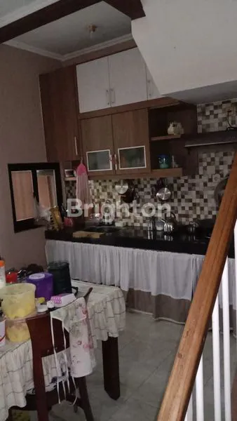 image RUMAH TERAWAT BABATAN PRATAMA SIAP HUNI (7)