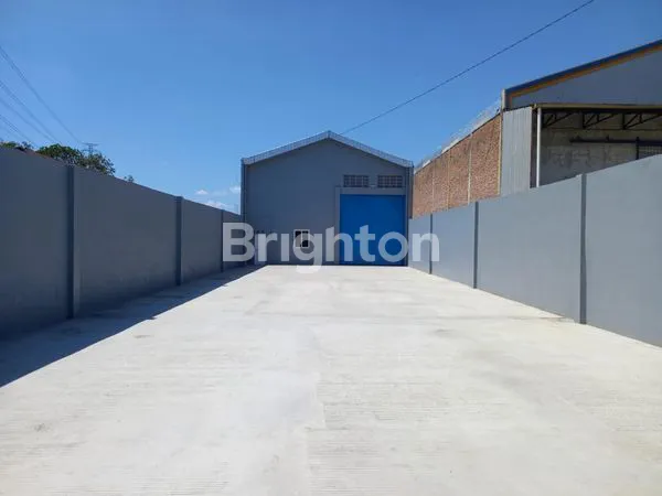 image GUDANG ZONA MERAH INDUSTRI AKSES CONTAINER (2)