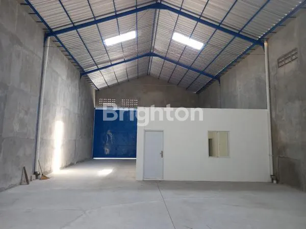 image GUDANG ZONA MERAH INDUSTRI AKSES CONTAINER (3)