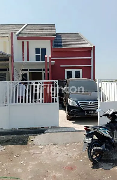 image BANGUNAN BARU GRESS, MINIMSLIS (1)