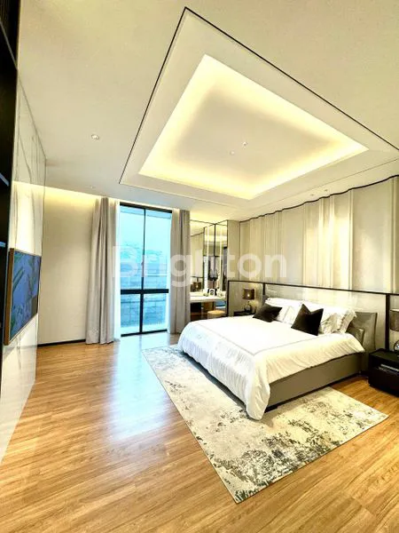 image RUMAH MEWAH 3 LANTAI DENGAN LIFT & FULL MARBLE IMPORT, CLUSTER TRESOR, PUSAT BSD CITY, TANGERANG (5)