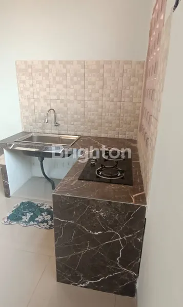 image RUMAH 2 LANTAI MODERN MINIMALIS PERUM MENGANTI PERMAI (5)