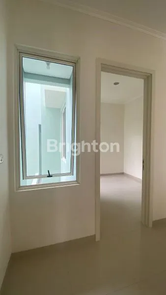 image DIJUAL CEPAT RUMAH 2 LANTAI DI CLUSTER CATRIONA SUVARNA SUTERA BY ALAM SUTERA GROUP (TYPE CASSIA) (8)