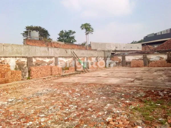 TANAH KAVLING DI TENGAH KOTA BANDUNG AREA PERKANTORAN GUDANG  SUDAH SPLIT