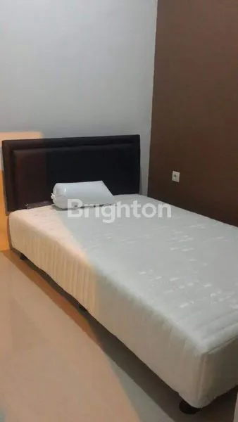 image RUMAH KOST AKTIF FULL PENGHUNI 2 LANTAI + ROOFTOP 500METER KE CIPUTRA WORLD AREA KENCANA SARI SURABAYA BARAT (2)