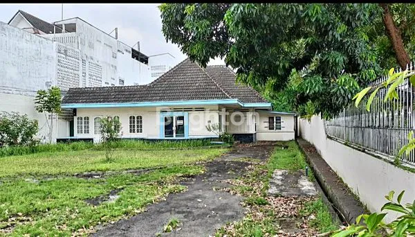 image RUMAH HALAMAN LUAS 888  SUDIRMAN , MEDAN KOTA (8)