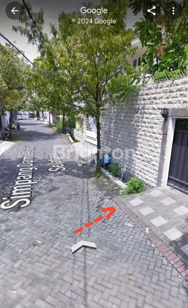 image DISEWAKAN DI SPDS SURABAYA BARAT, RUMAH SIAP HUNI, FULL FURNISH, ROW 2.5 MOBIL.  (3)