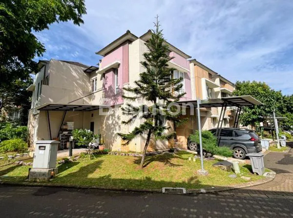 image RUMAH HOEK MINIMALIS DI CLUSTER TESLA GADING SERPONG (1)