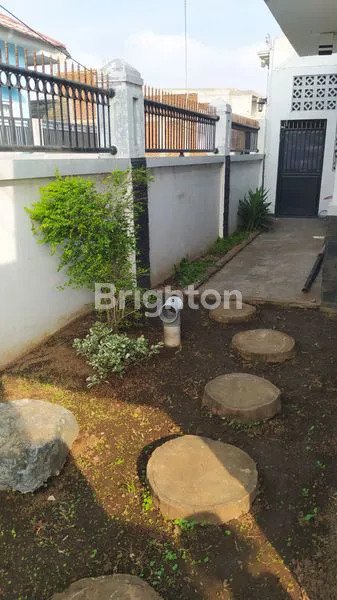 image RUMAH CANTIK SIAP HUNI RAPI POSISI HOOK DI CIGANITRI BOJONG SOANG BANDUNG SELATAN (7)