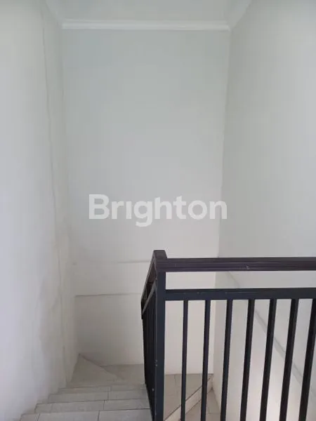 image HUNIAN CANTIK DI PERUMAHAN REGENCY (7)