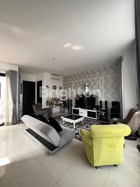 image RUMAH EXCLUSIVE + KOLAM RENANG (8)