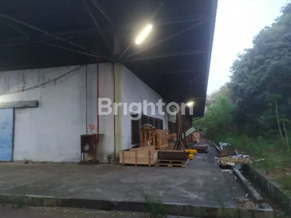 GUDANG BEKAS PABRIK GARMEN, BYPASS MOJOKERTO, ZONA INDUSTRI