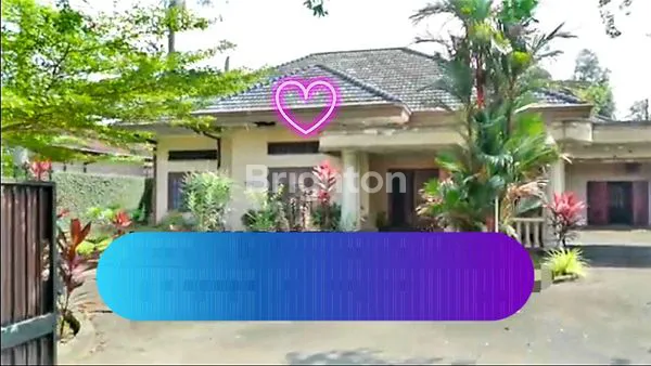 image RUMAH DENGAN HALAMAN PARKIR LUAS , S PARMAN - MEDAN (2)