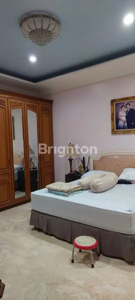 image RUMAH ASRI 2 LANTAI DI LOKASI STRATEGIS (6)