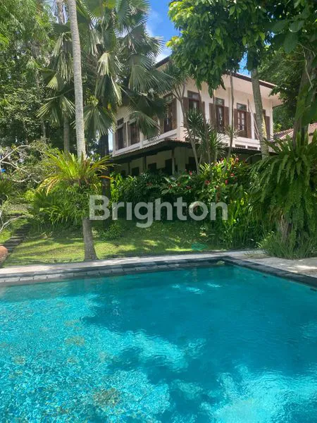 image VILLA TUMBAK BAYUH-NEAR PERERENAN BEACH (1)