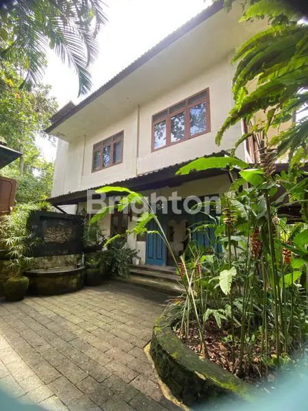 image VILLA TUMBAK BAYUH-NEAR PERERENAN BEACH (5)