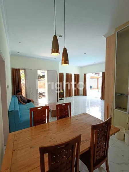image VILLA STRATEGIS DENGAN PRIVAT POOL AREA RENON (3)