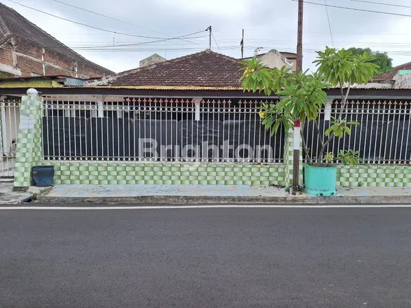 image JUAL CEPAT RUMAH TERAWAT DAN BESAR CILIWUNG MALANG (2)