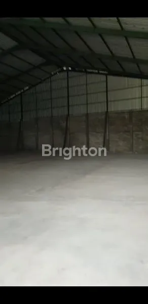 image GUDANG LUAS 800 + RUKO LUAS 300 DI JALAN RAYA GURAH -PARE (3)