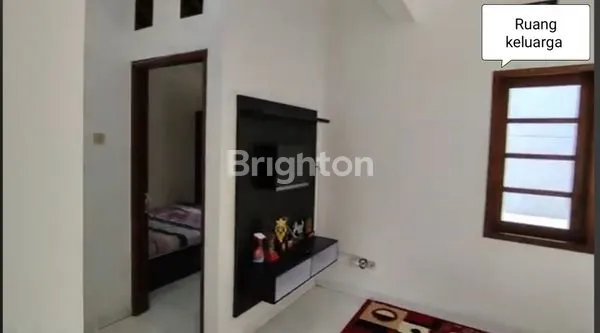 image RUMAH SIAP HUNI FURNISHED DEKAT UNIKA BSB HALAMAN BELAKANG LUAS  (8)