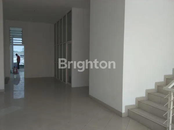 image RUKO 3 LANTAI (8)