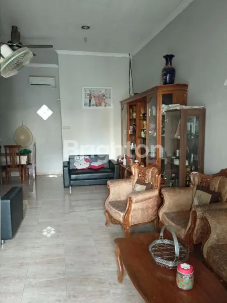 image WISMA MUKTI KLAMPIS 1.5 LANTAI RANGKA ATAP KAYU JATI (3)