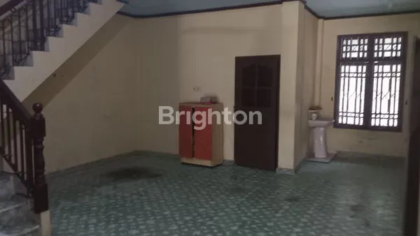 image RUMAH DEKAT KAMPUS (1)