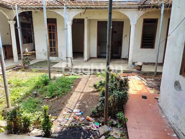 image RUMAH DI JALAN BESAR & STRATEGIS, TANAH LUAS DI KAYU PUTIH [R 723 J] (7)