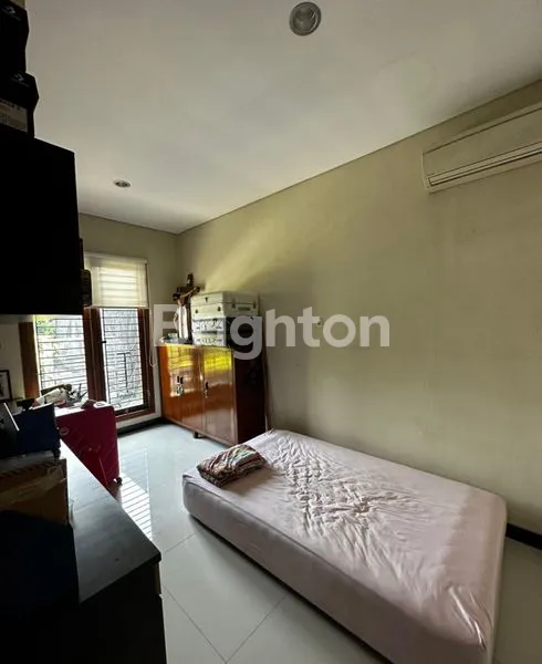 image RUMAH DI JEBRES!! MEWAH DAN MINIM RENOV!! TENGAH KOTA (6)