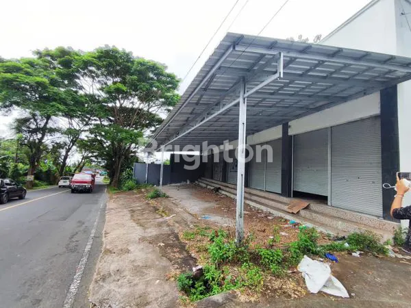 image TABAH BANGUNAN RUKO DI BATURITI (5)