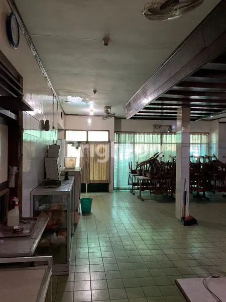 image RUMAH JL PERAK TIMUR NOL JALAN RAYA, DEKAT PELABUHAN (2)