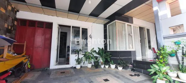 image RUMAH 2 LANTAI SIAP PAKAI DI SEMARANG BARAT (2)