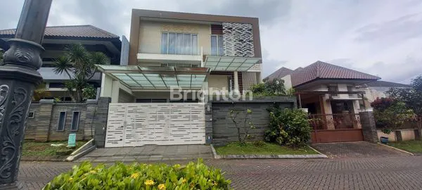 RUMAH FULL FURNISHED AREA DIENG SUKUN TIDAR MALANG