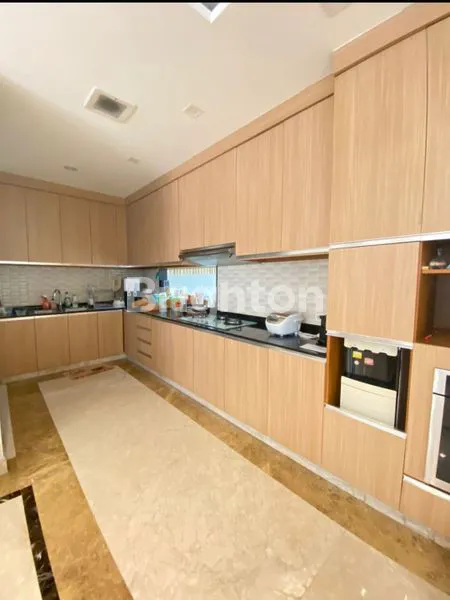 image RUMAH HOKKY DI PONDOK INDAH (5)