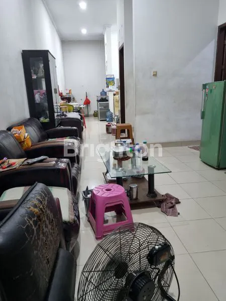 image JELAMBAR RUMAH SIAP HUNI 3 LANTAI  (4)