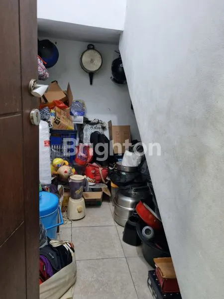 image JELAMBAR RUMAH SIAP HUNI 3 LANTAI  (5)