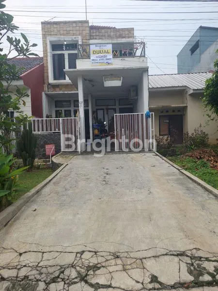 image RUMAH FULL FURNISHED CANTIK TERAWAT SIAP HUNI MURAH DI BILLABONG (1)