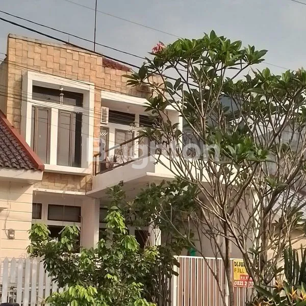 image RUMAH FULL FURNISHED CANTIK TERAWAT SIAP HUNI MURAH DI BILLABONG (2)