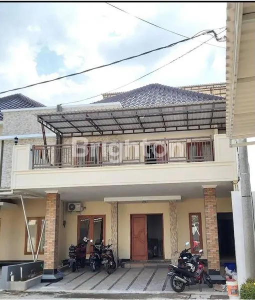 image RUMAH BESERTA GUDANG COCOK UNTUK USAHA  DAN TEMPAT TINGGAL (1)