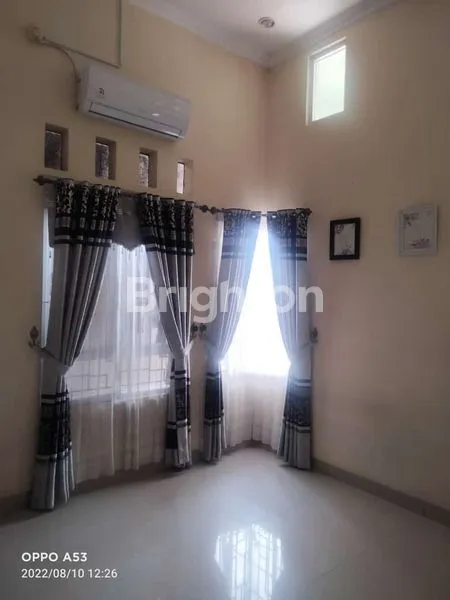 image RUMAH CANTIK DALAM PERUMAHAN DI TARUMAJAYA KAB BEKASI (4)