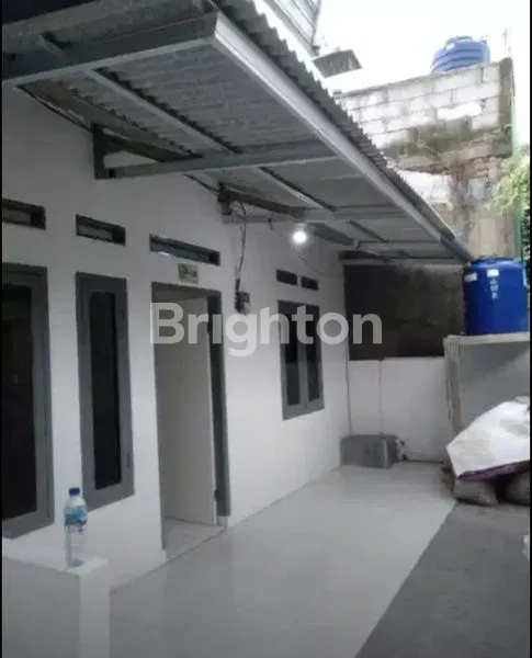image RUMAH KONTRAKAN 2 UNIT TERISI FULL PENYEWA HARGA INVESTASI CEPAT NAIK (1)