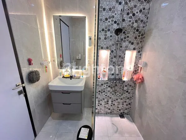 image RUMAH APIK BERSIH TERAWAT DI KOTA BARU PARAHYANGAN (FULL FURNISHED) (6)