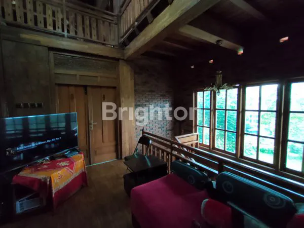 image RUMAH VILLA SUPER CANTIK DI KAWASAN SEJUK BANDUNG UTARA (3)